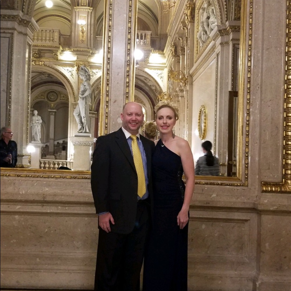 Meet Your Posher! - Picture 4 of 12